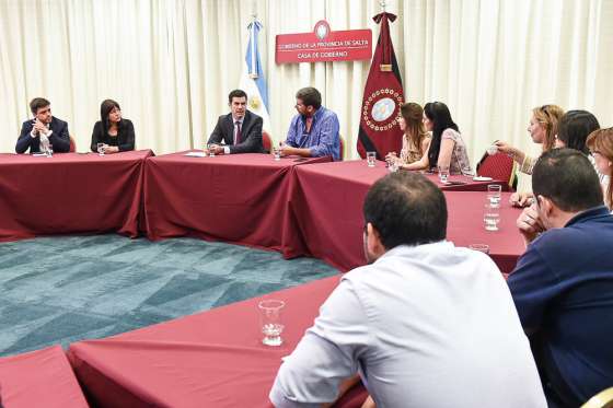 El Gobernador recibió a beneficiarios del plan de viviendas Procrear